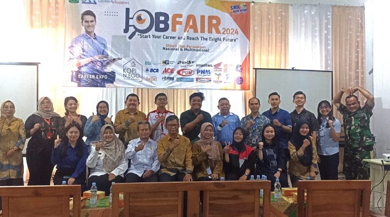 1000 Pelamar Kunjungi Job Fair 2024 SMK Kusuma Bangsa, Hadirkan 16 Perusahaan Nasional dan Multinasional