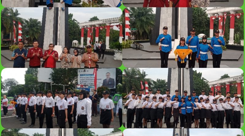 SISWA/I SMK WINDIAN NUGRAHA KIBARKAN BENDERA MERAH PUTIH DI TUGU KUJANG BOGOR