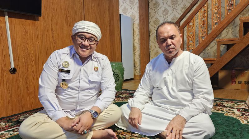 Ketum DANRI Sultan Sepuh Serukan Dukungan untuk Haidar Alwi dalam Estafet Kepemimpinan di kementrian ESDM Ketum DANRI Sultan Sepuh Serukan Dukungan untuk Haidar Alwi dalam Estafet Kepemimpinan di kementrian ESDM