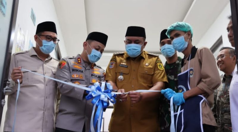 Bupati Bogor dan Kapolres Bogor Resmikan SPPG ke-9 di Cibungbulang, Dorong Perluasan Lapangan Kerja dan Perputaran Ekonomi Bupati Bogor dan Kapolres Bogor Resmikan SPPG ke-9 di Cibungbulang, Dorong Perluasan Lapangan Kerja dan Perputaran Ekonomi