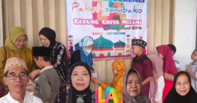 Maknai Bulan Ramadhan, Komunitas Ladog Adventure (KLA) Bagi Bingkisan Sembako & Santunan Anak Yatim Maknai Bulan Ramadhan, Komunitas Ladog Adventure (KLA) Bagi Bingkisan Sembako & Santunan Anak Yatim