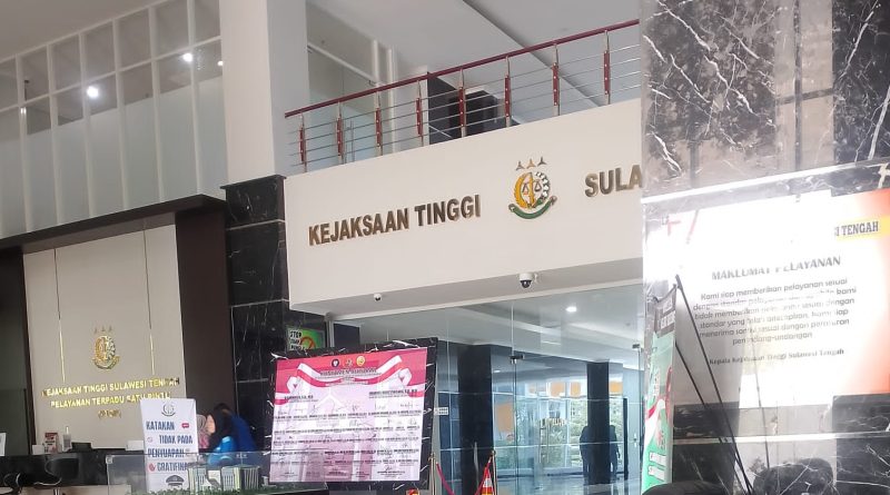 Dinilai Lambat Tanggani Laporan, JURI Bakal Laporkan Kajati Sulteng Ke Jamwas hingga Komisi Kejaksaan Dinilai Lambat Tanggani Laporan, JURI Bakal Laporkan Kajati Sulteng Ke Jamwas hingga Komisi Kejaksaan