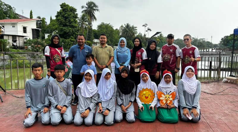 Tanamkan Karakter dan Kepedulian Sejak Dini SIT Al Madinah Berikan Layanan Kesehatan dan Ajar Siswa Tebar Benih Ikan